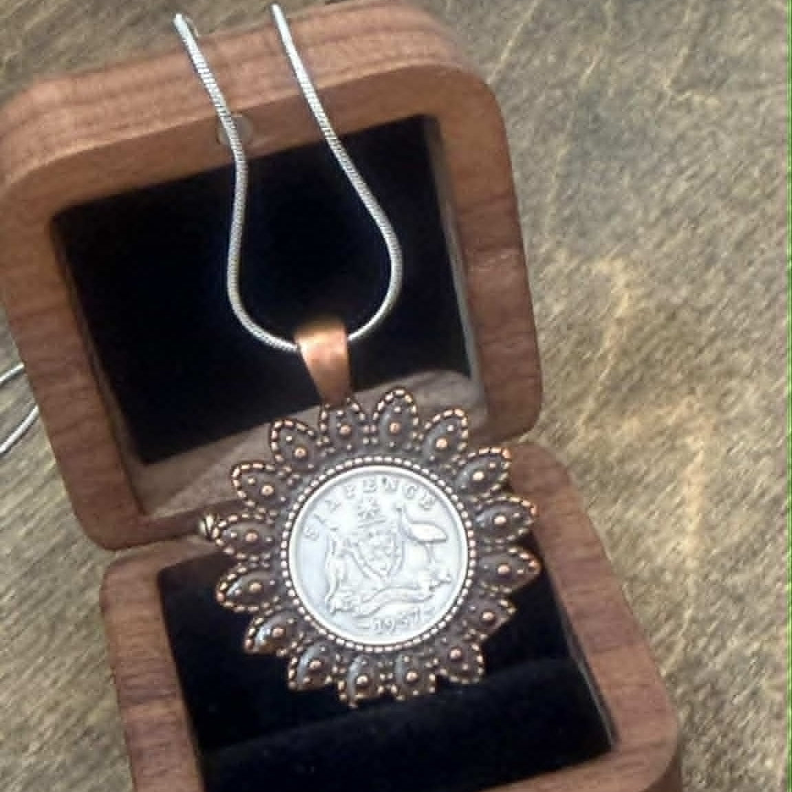 MOLLY MADE- 1957 Sixpence in Copper Tone Sunflower Setting Pendent Necklace