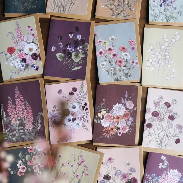 TYPOFLORA - "Florist Bouquet in Plum" GREETING CARD