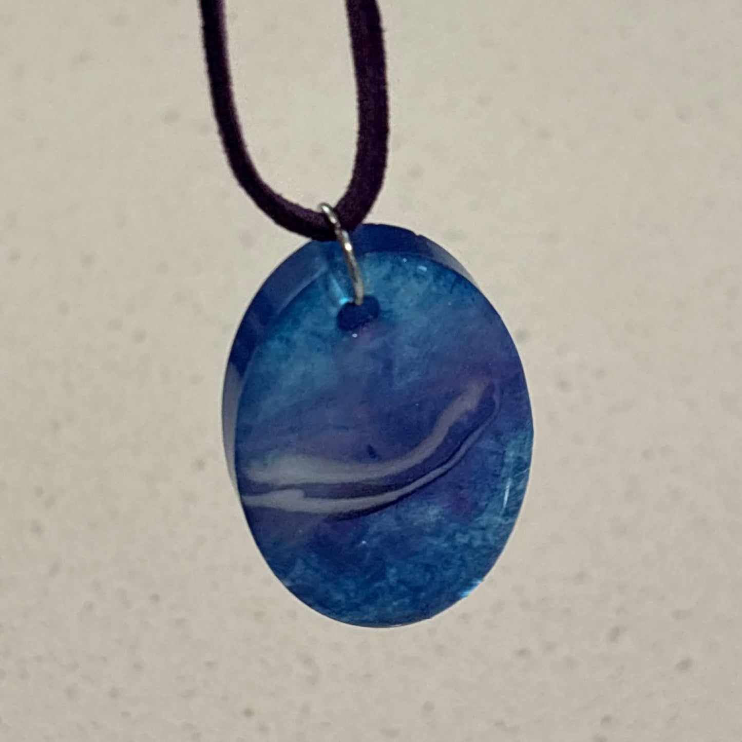 BRENDA STONE ART - Oval Ocean Pendant Suede 3