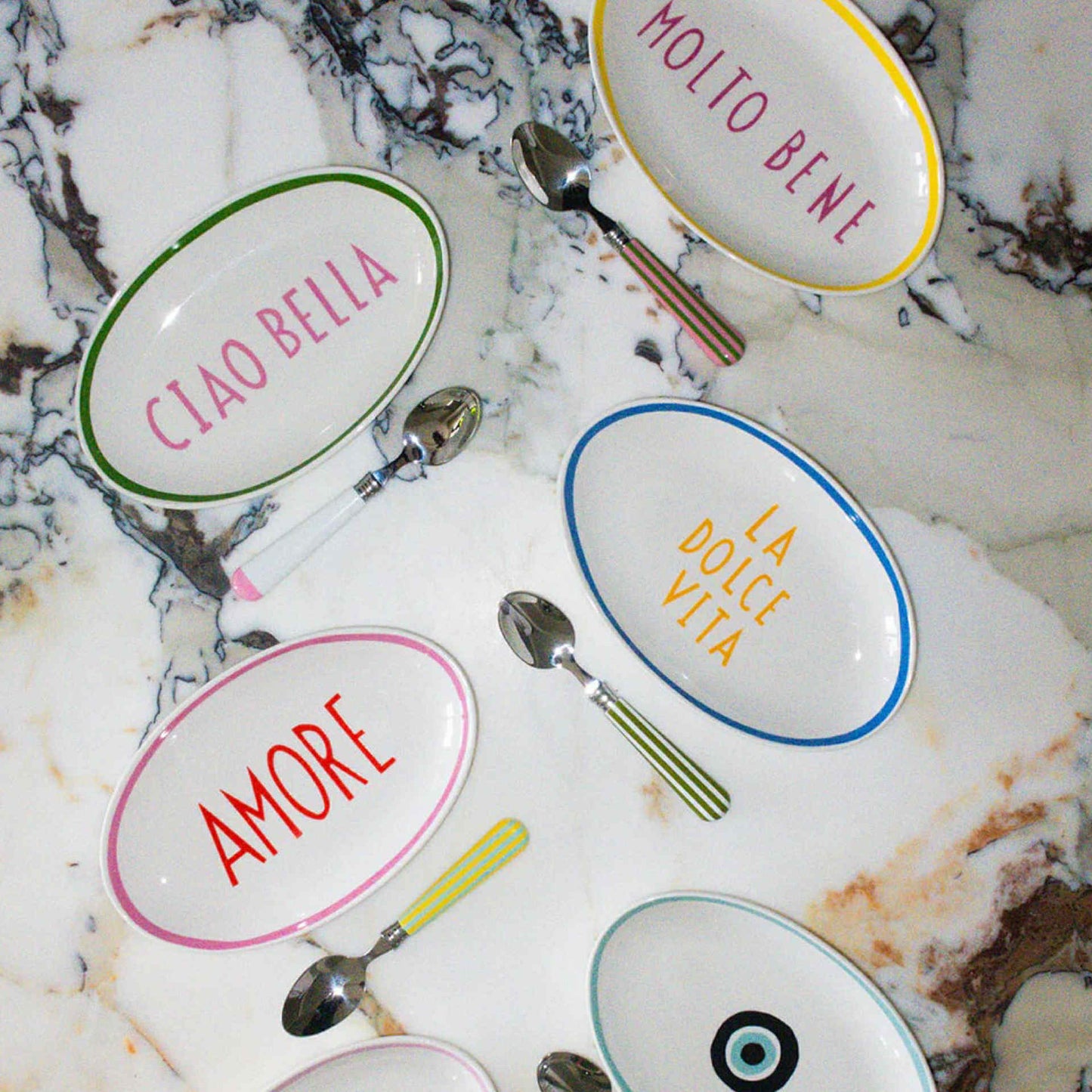 In The Roundhouse - "La Dolce Vita" Oval Tray Small