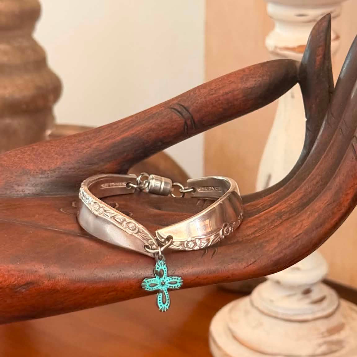MOLLY MADE- 'Brittany Rose' Spoon Handle Bracelet