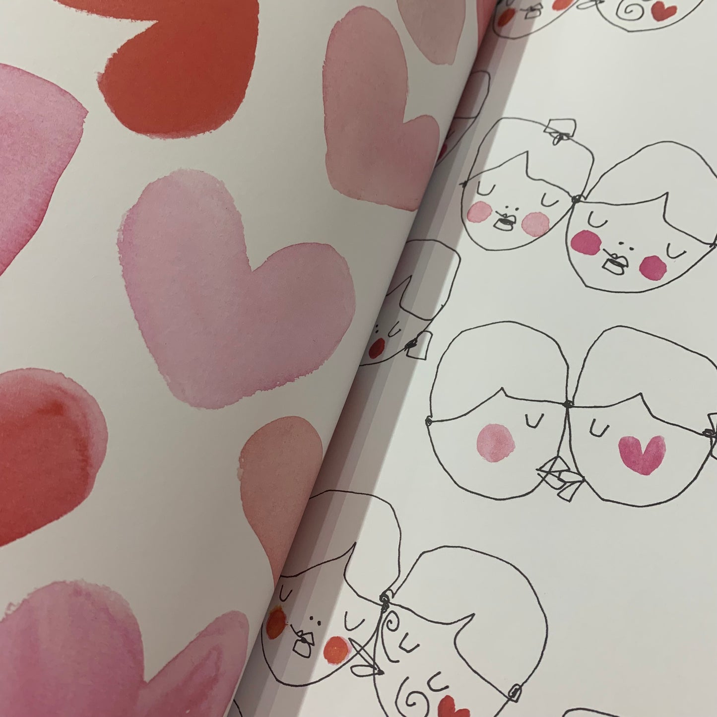 BOOKS & CO - All Wrapped Up: Hearts & Flowers By Meredith Gaston Masnata