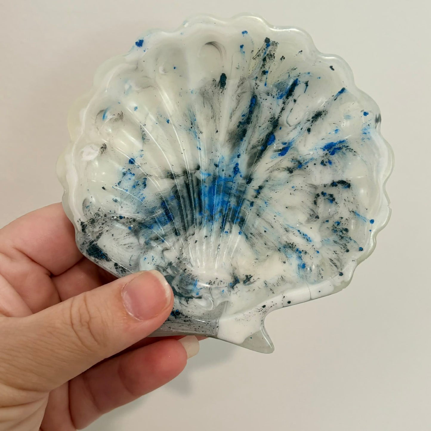 BRENDA STONE ART - Resin Seashell Dish 2