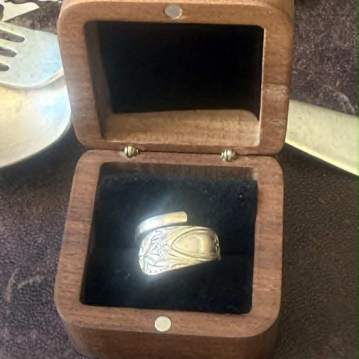 MOLLY MADE - 1900s Edwardian Style Silverware Wrap Ring