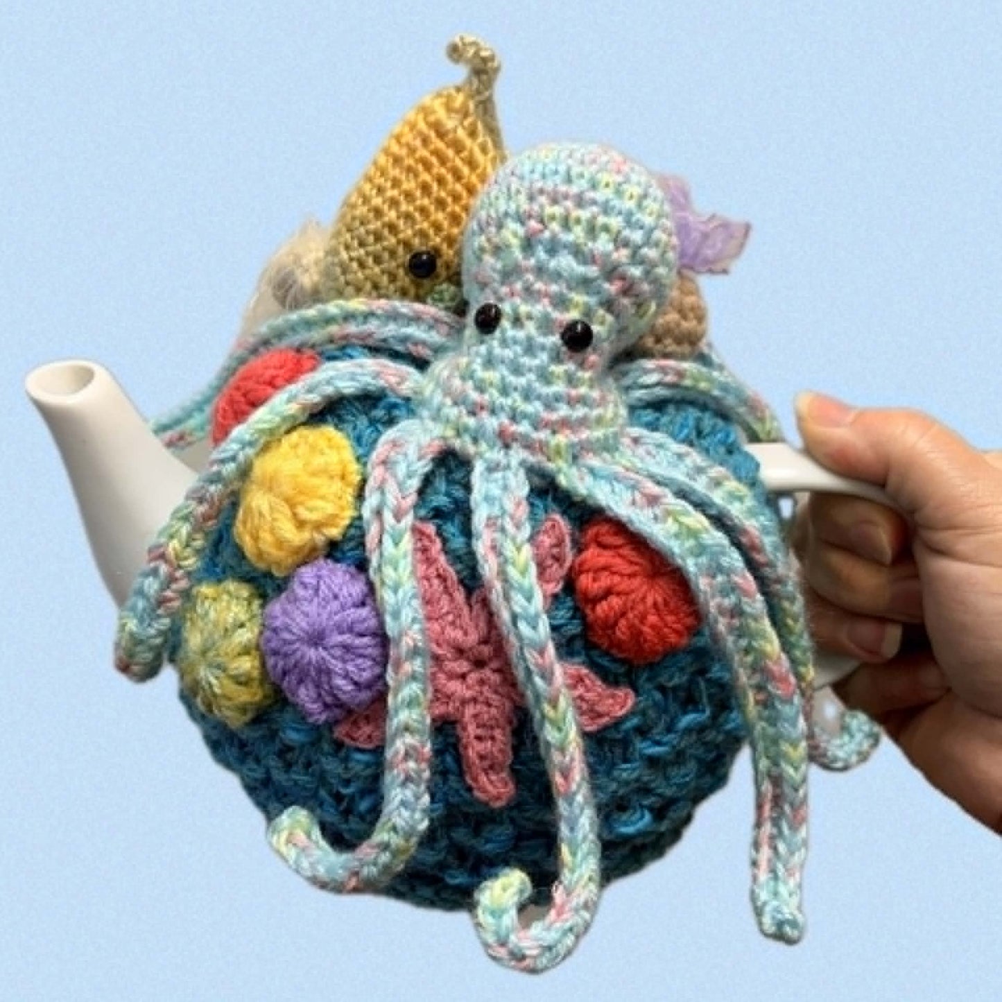 BEAKNITS- CROCHET TEA COSY- OCTOPUS’ GARDEN 2