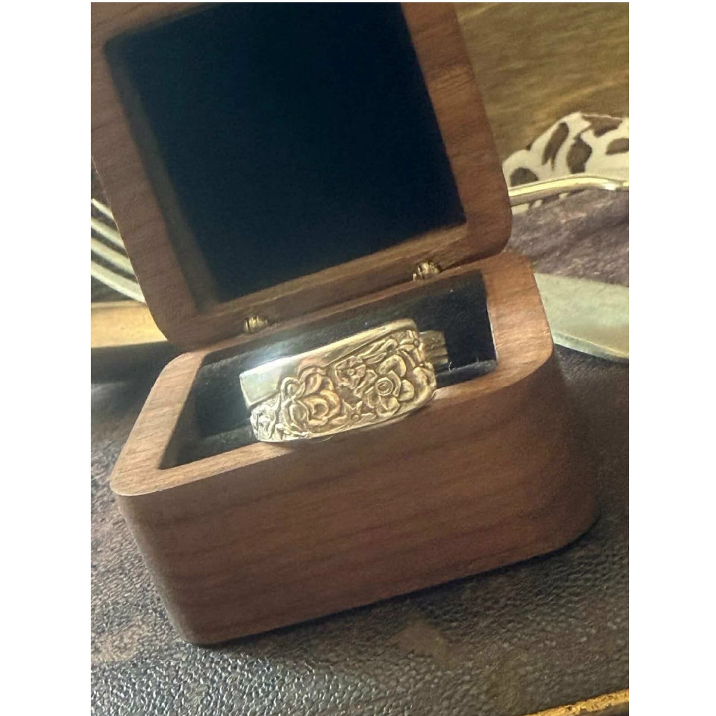 MOLLY MADE - Vintage Inspired 1960s Lotus Rod Silverware Ring