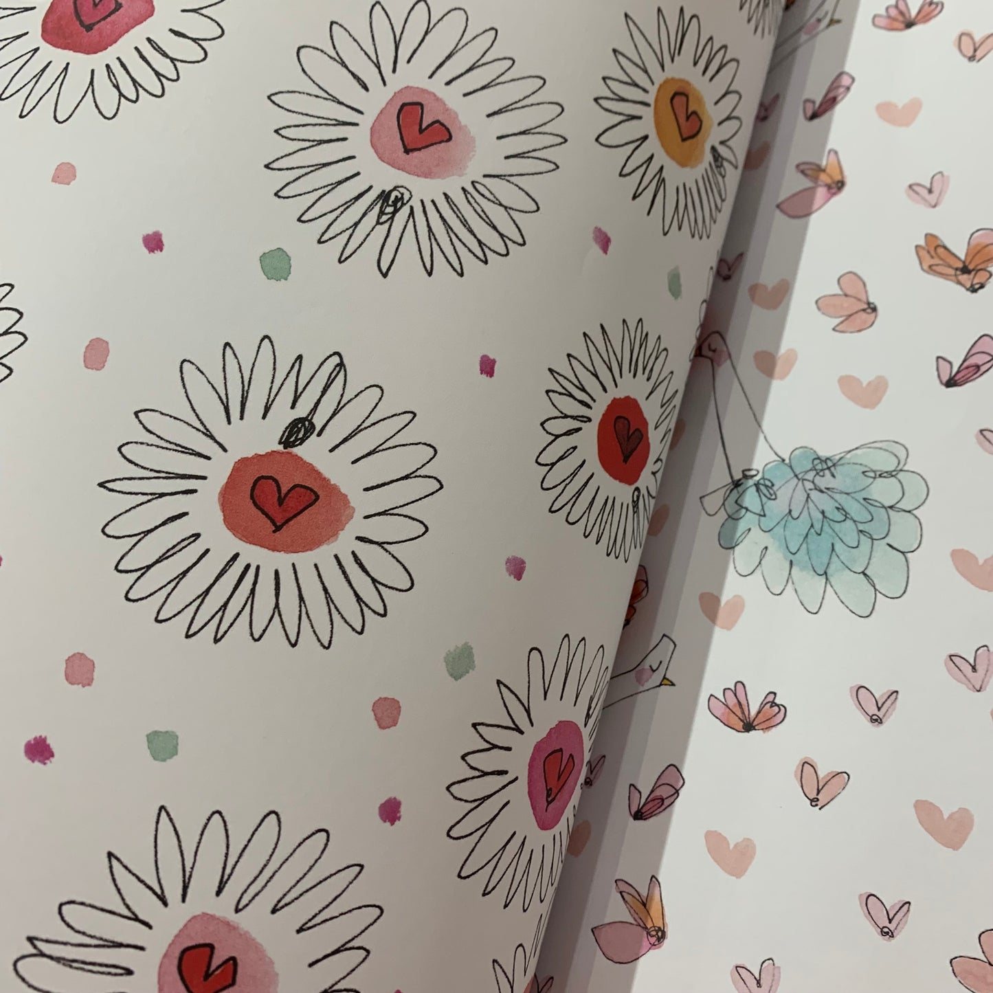 BOOKS & CO - All Wrapped Up: Hearts & Flowers By Meredith Gaston Masnata