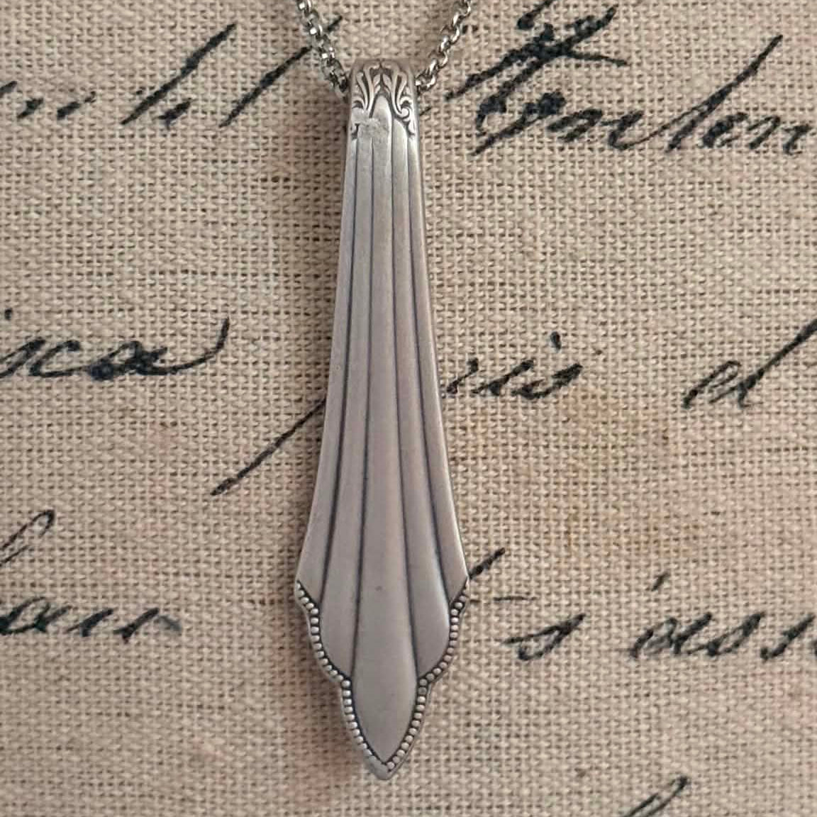 MOLLY MADE- Vintage Spoon Handle Pendant Necklace