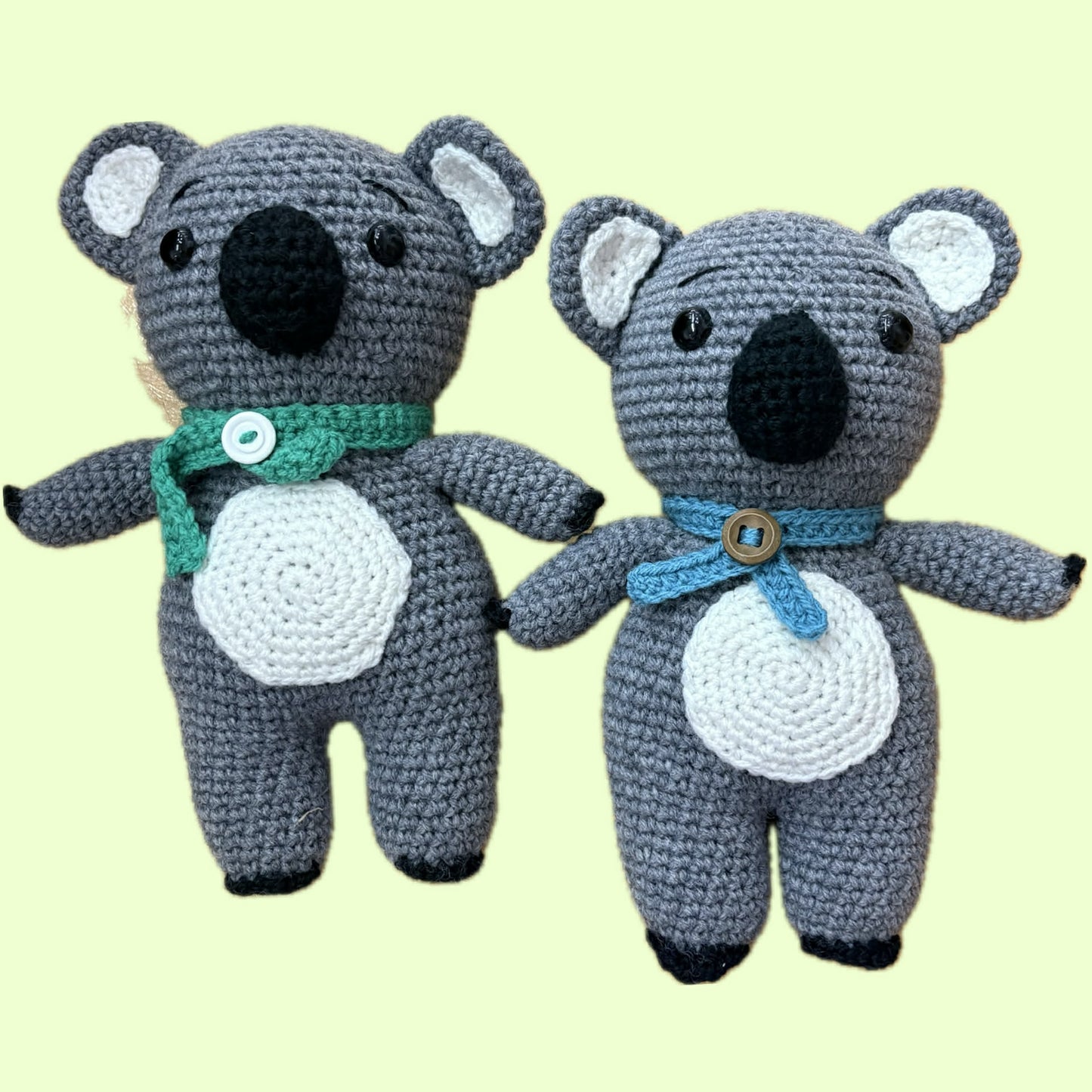 BEAKNITS- CROCHET KOALA WITH GREEN SCARF