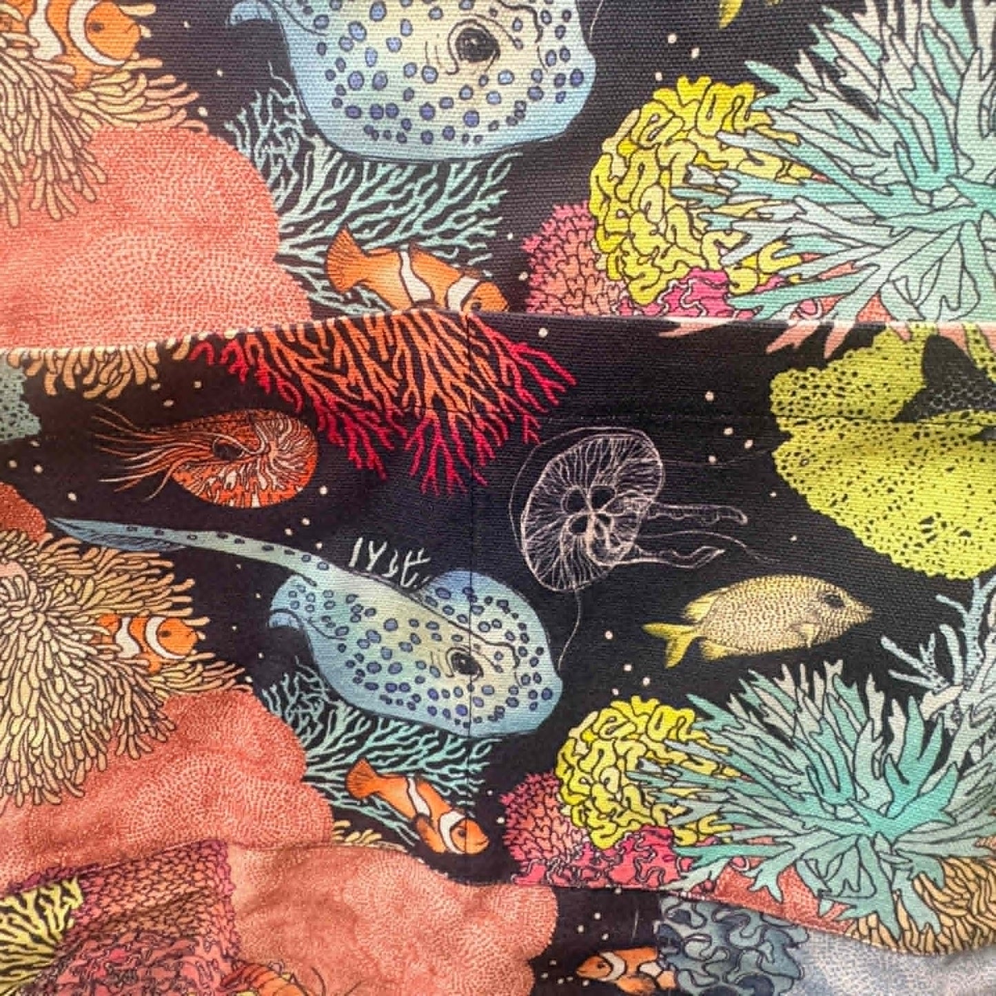 THE SCENIC ROUTE - "GREAT BARRIER REEF"- Cotton Art Apron