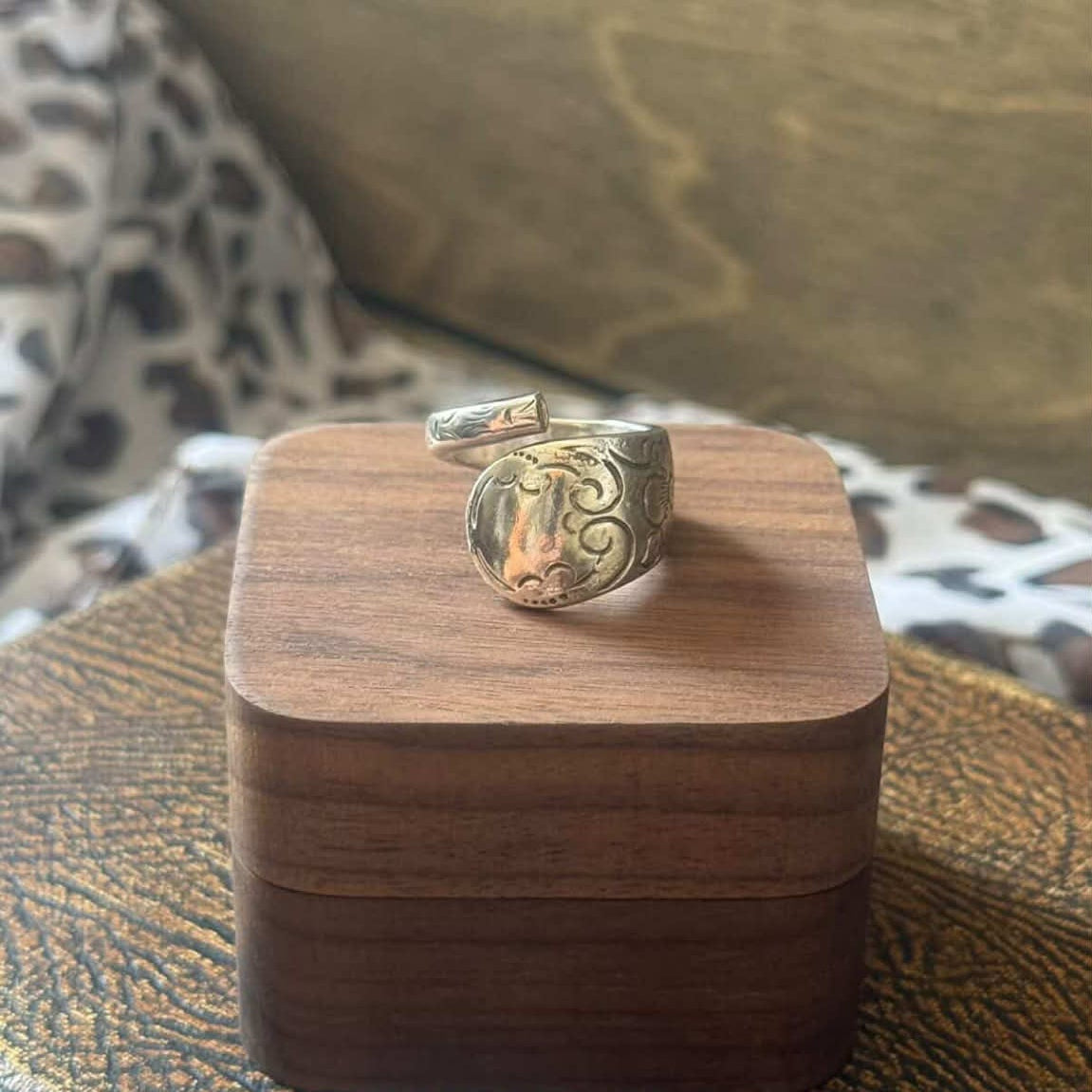 MOLLY MADE - 1950s 'Jasmine' Spoon Handle Wrap Ring