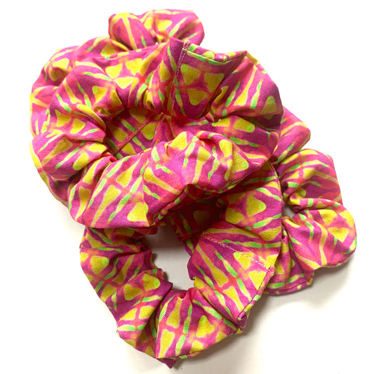 MUMMA WHOOPEE - "Pink Batik" REGULAR SCRUNCHIES