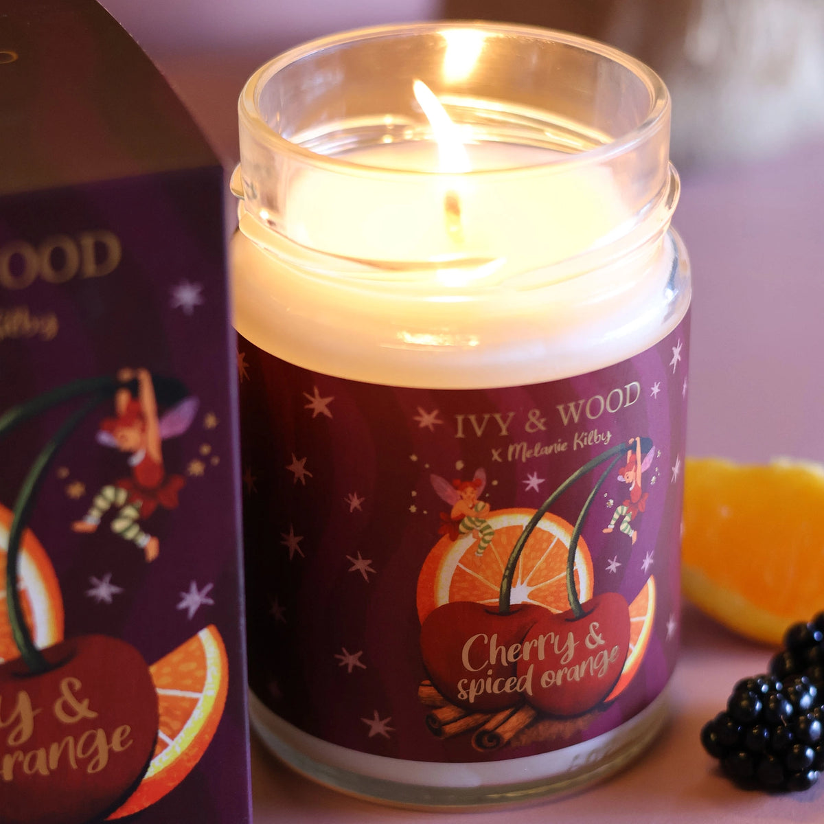 IVY & WOOD - "Cherry & Spiced Orange"-Limited Edition Christmas Candle