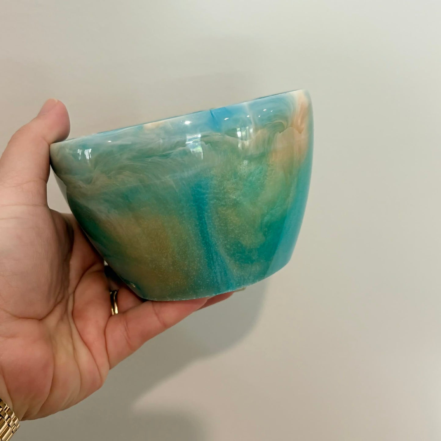 BRENDA STONE ART - Medium Resin Bowl