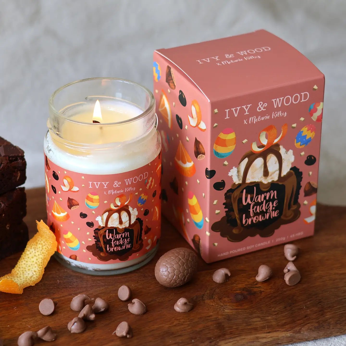 IVY & WOOD - "Warm Fudge Brownie" Limited Edition Easter Candle