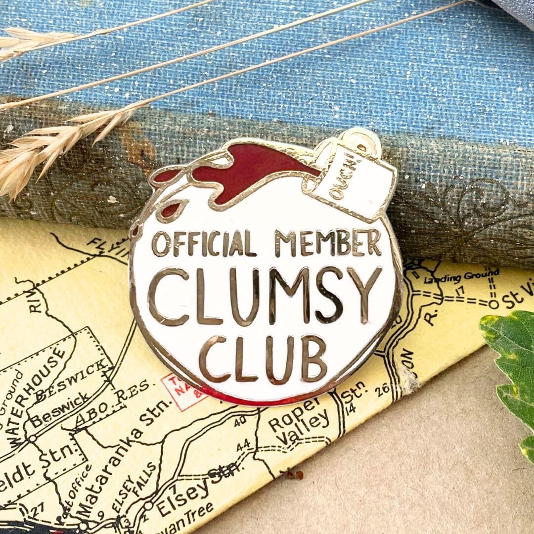 JUBLY-UMPH - "Clumsy Club Official Member" - Lapel Pin