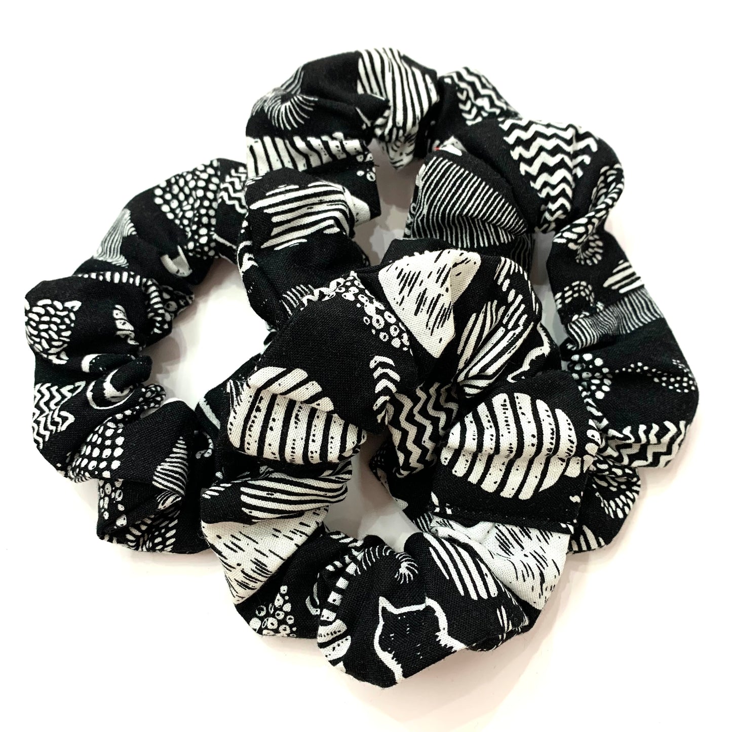 MUMMA WHOOPEE - "Black Cats" REGULAR HALLOWEEN SCRUNCHIE