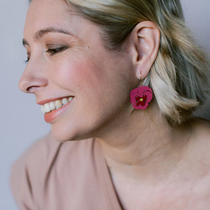 DENZ & CO - Pansy flower earrings in Pink & Cherry