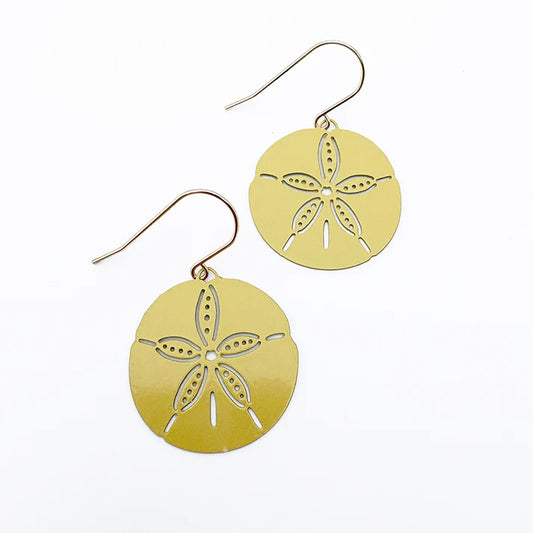 DENZ & CO - Sand Dollar earrings in Sand