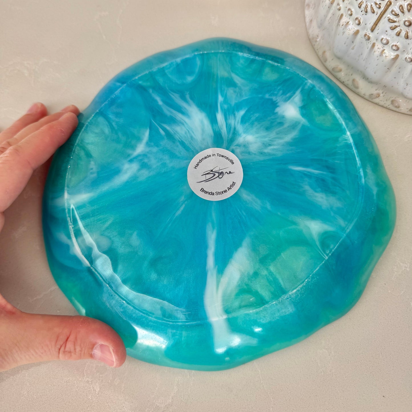 BRENDA STONE ART - Round Rockpool Resin Plate 4