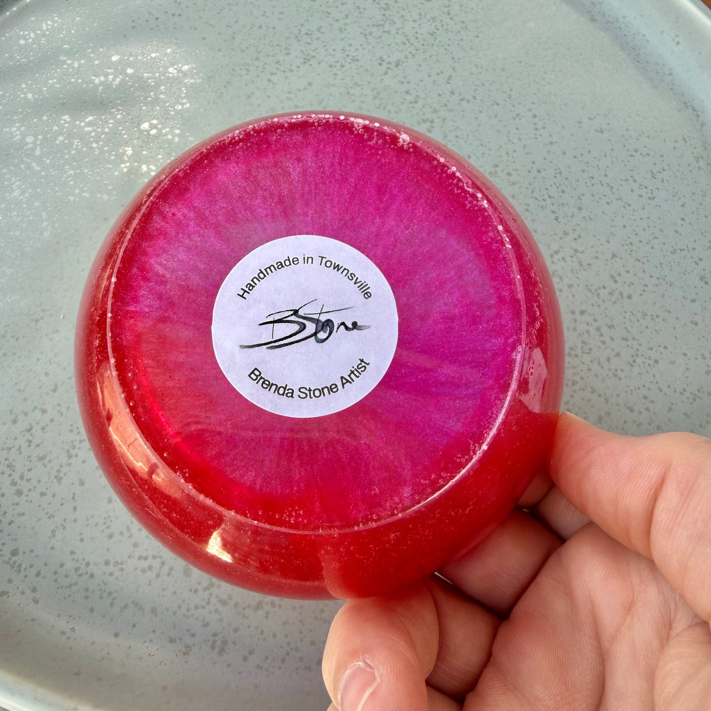 BRENDA STONE ART - Small Resin Scoop Bowl 2 Reds