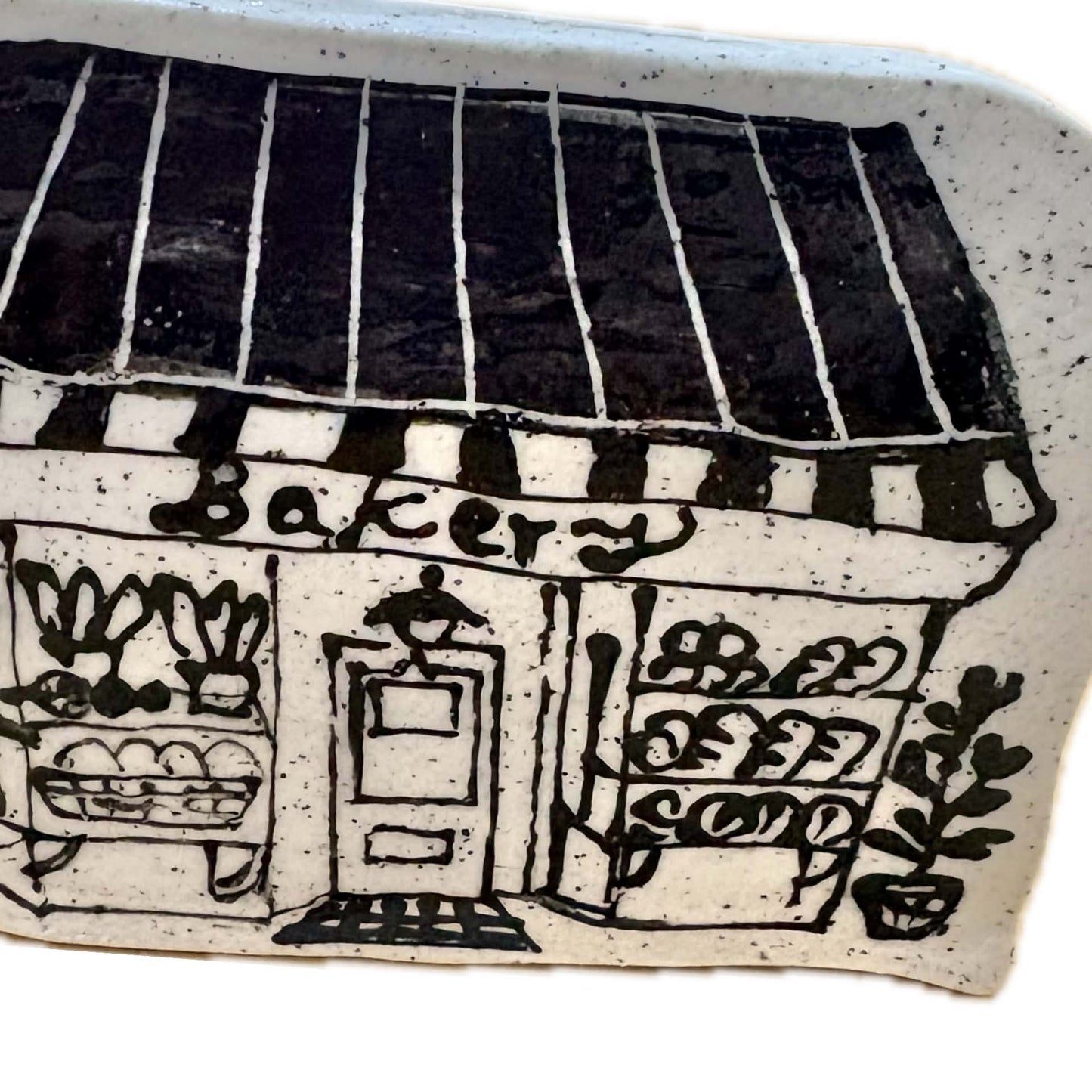 BELOVED POTTERY - Village - Bakery House Jewelry Holder