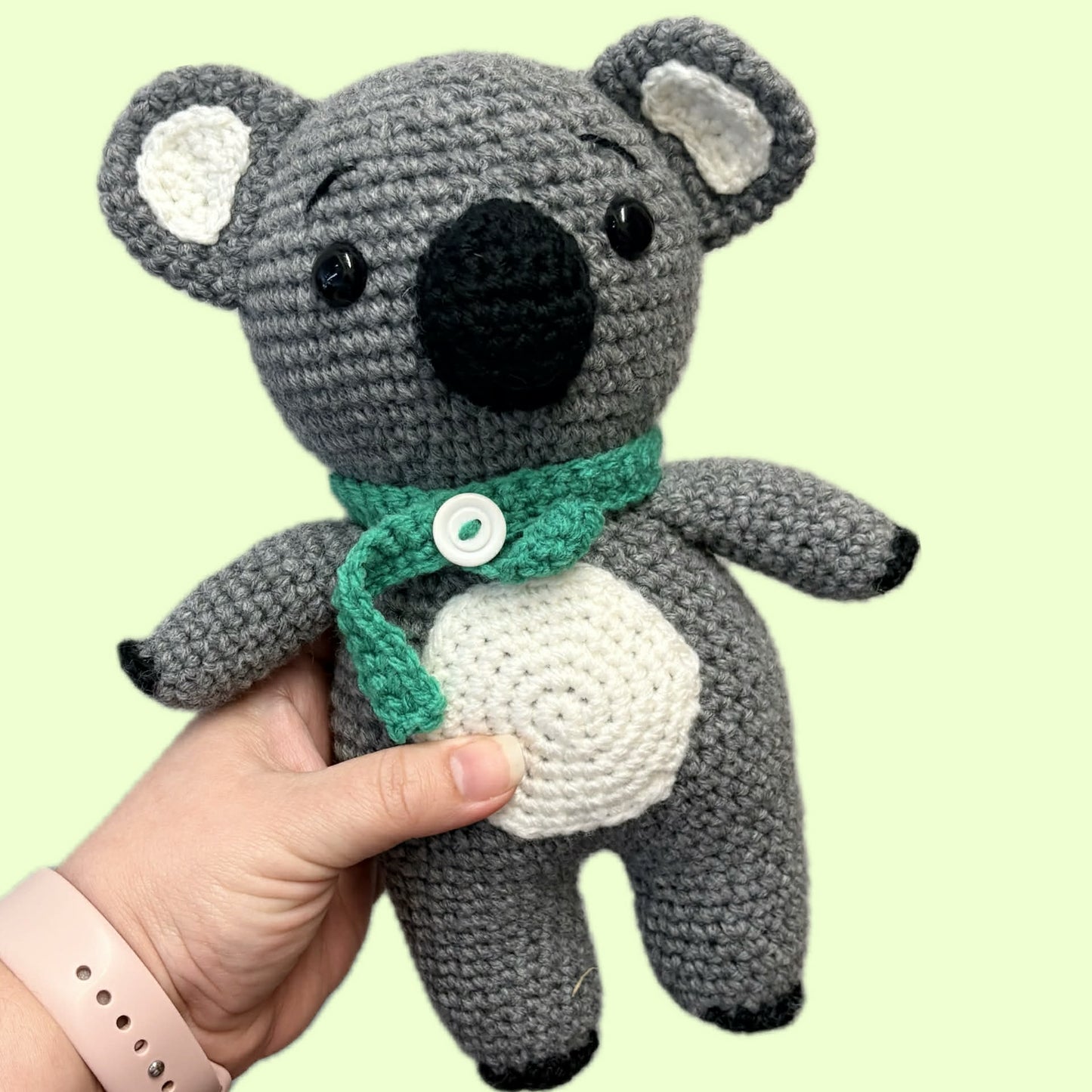 BEAKNITS- CROCHET KOALA WITH GREEN SCARF