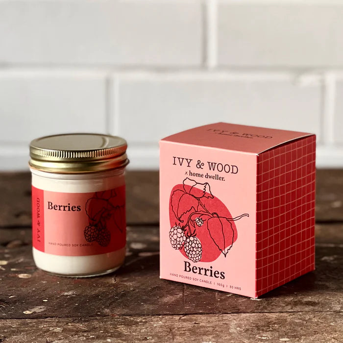IVY & WOOD - Berries Scented Candle 'Homebody' Collection