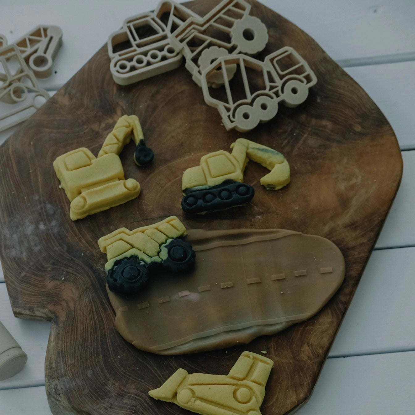 KINFOLK PANTRY- Construction Cutter Set - Eco Playdough/Cookie Tools