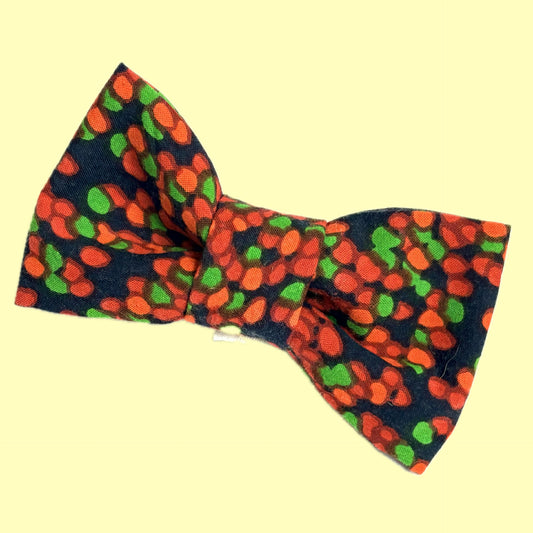 BEAUS AND BANDITS - DOGGY BOW TIE - SPOTTY - MEDIUM