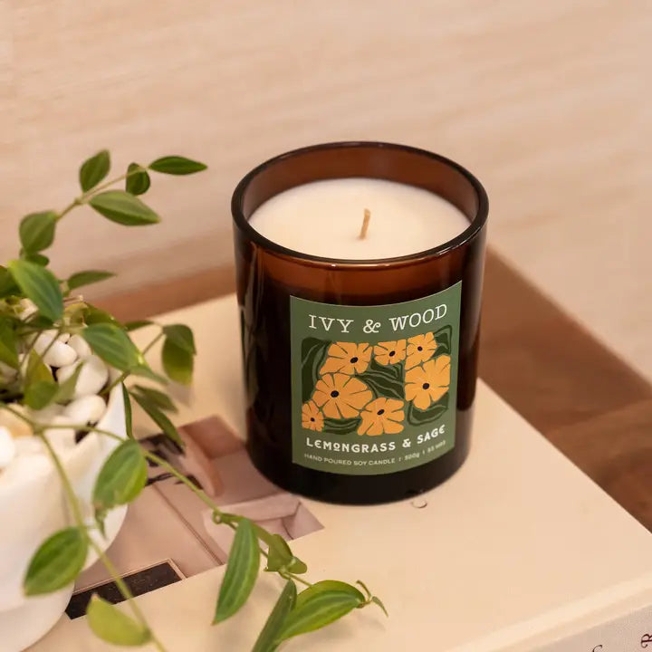 IVY & WOOD - Lemongrass & Sage Scented Candle- Flora Collection