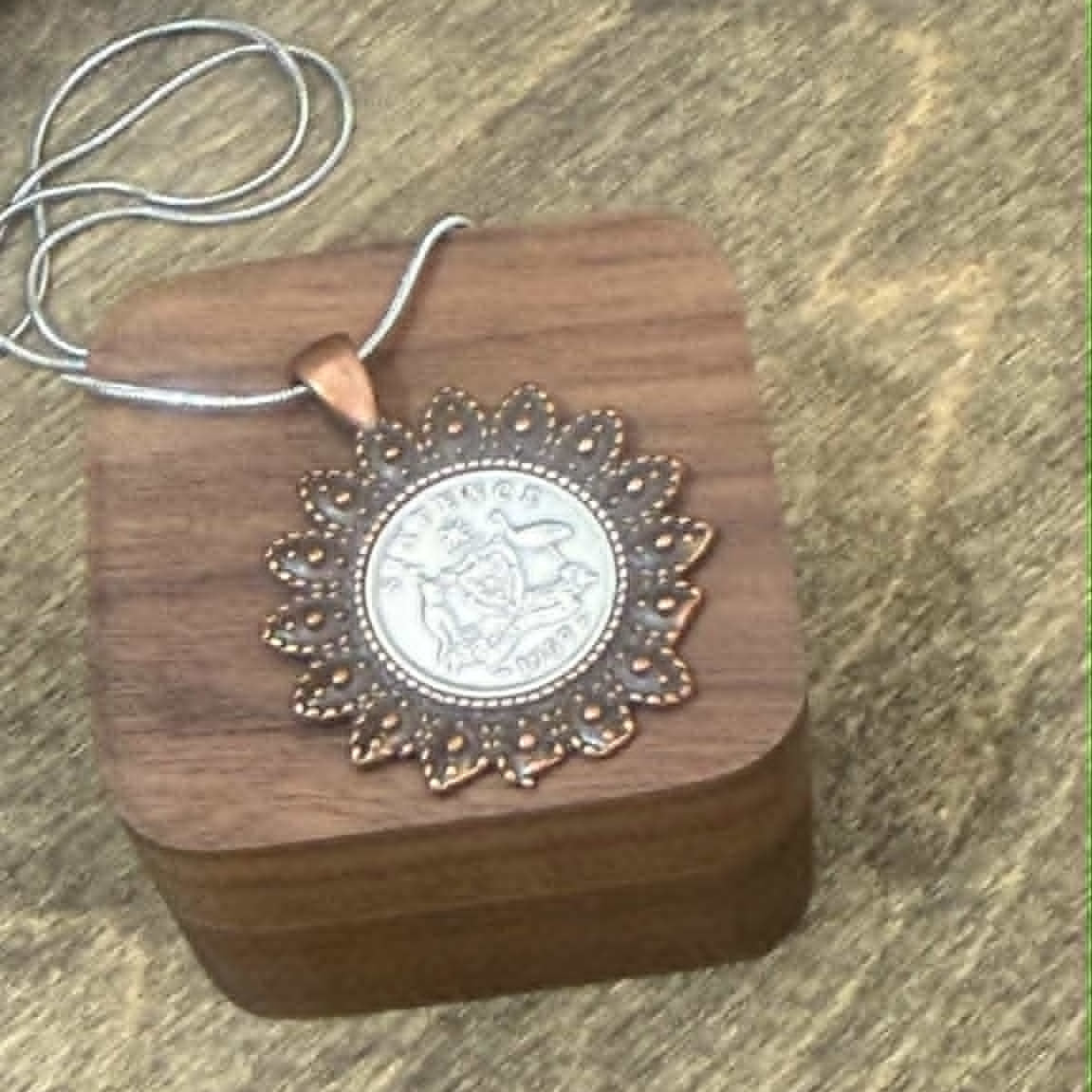 MOLLY MADE- 1957 Sixpence in Copper Tone Sunflower Setting Pendent Necklace