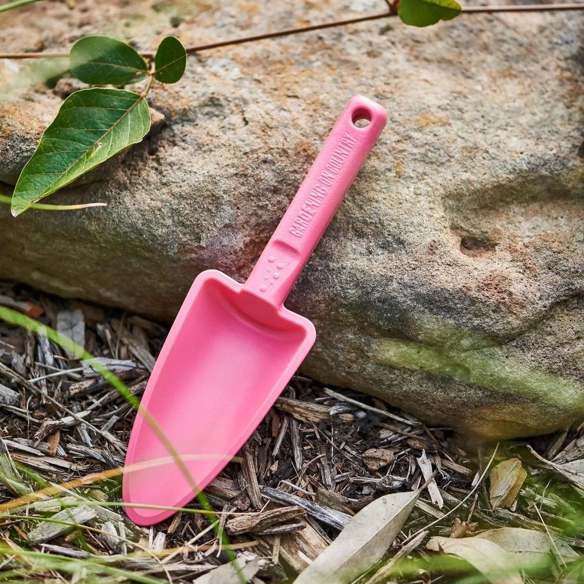 GARDENING ON COUNTRY - Joey Kids Trowel Kakadu Green – Recycled Plastic Kids Garden & Beach Trowel
