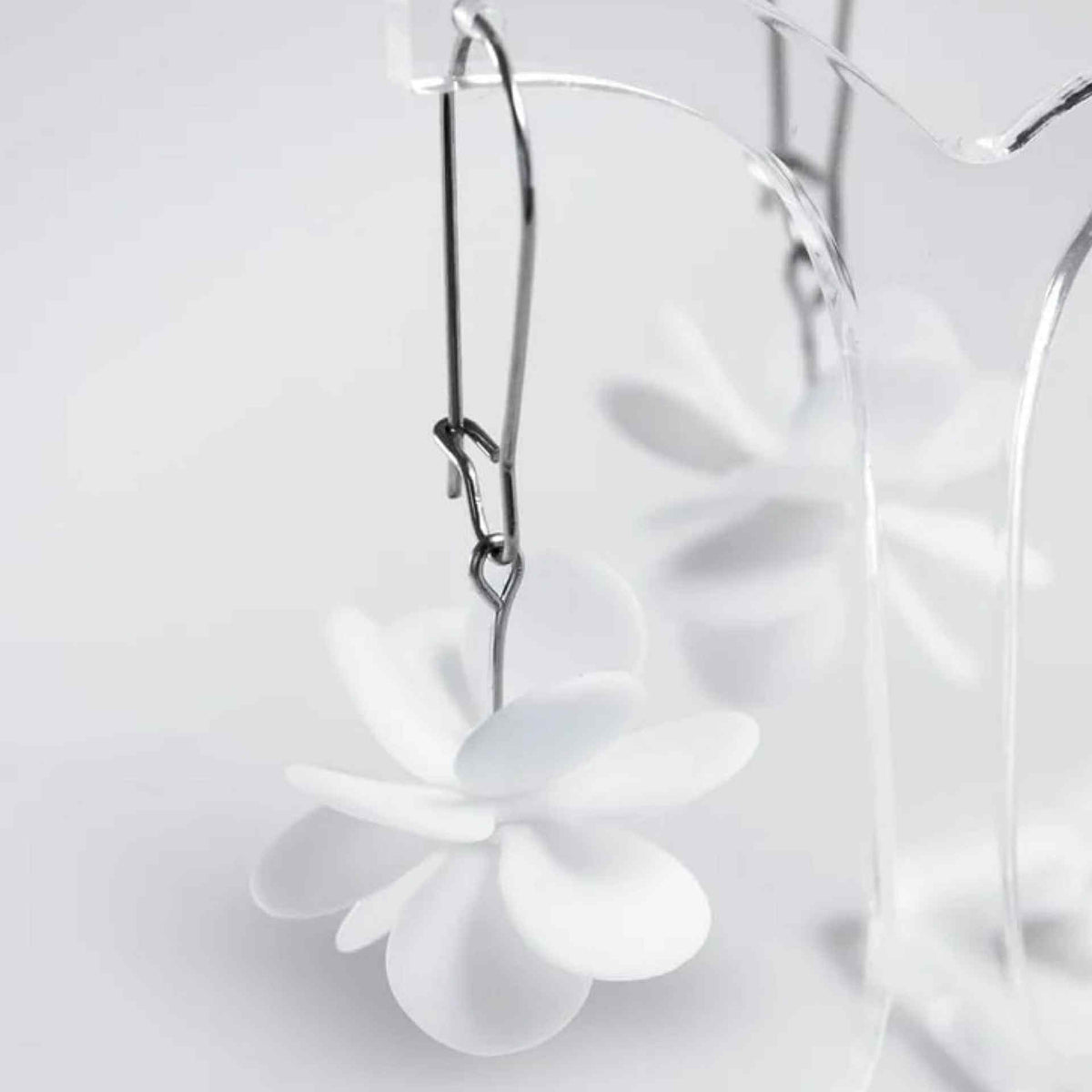 CLAIRE ISHINO- "Botanical White" Blossum Earrings