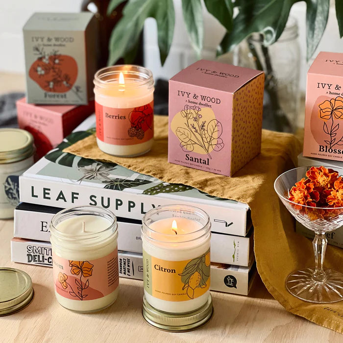 IVY & WOOD - Berries Scented Candle 'Homebody' Collection